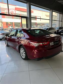 تۆیۆتا کامری